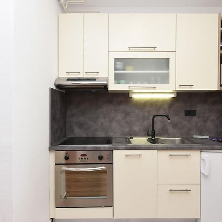 Apartments Amari Starigrad Paklenica Extérieur photo