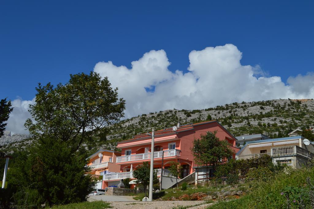 Apartments Amari Starigrad Paklenica Extérieur photo