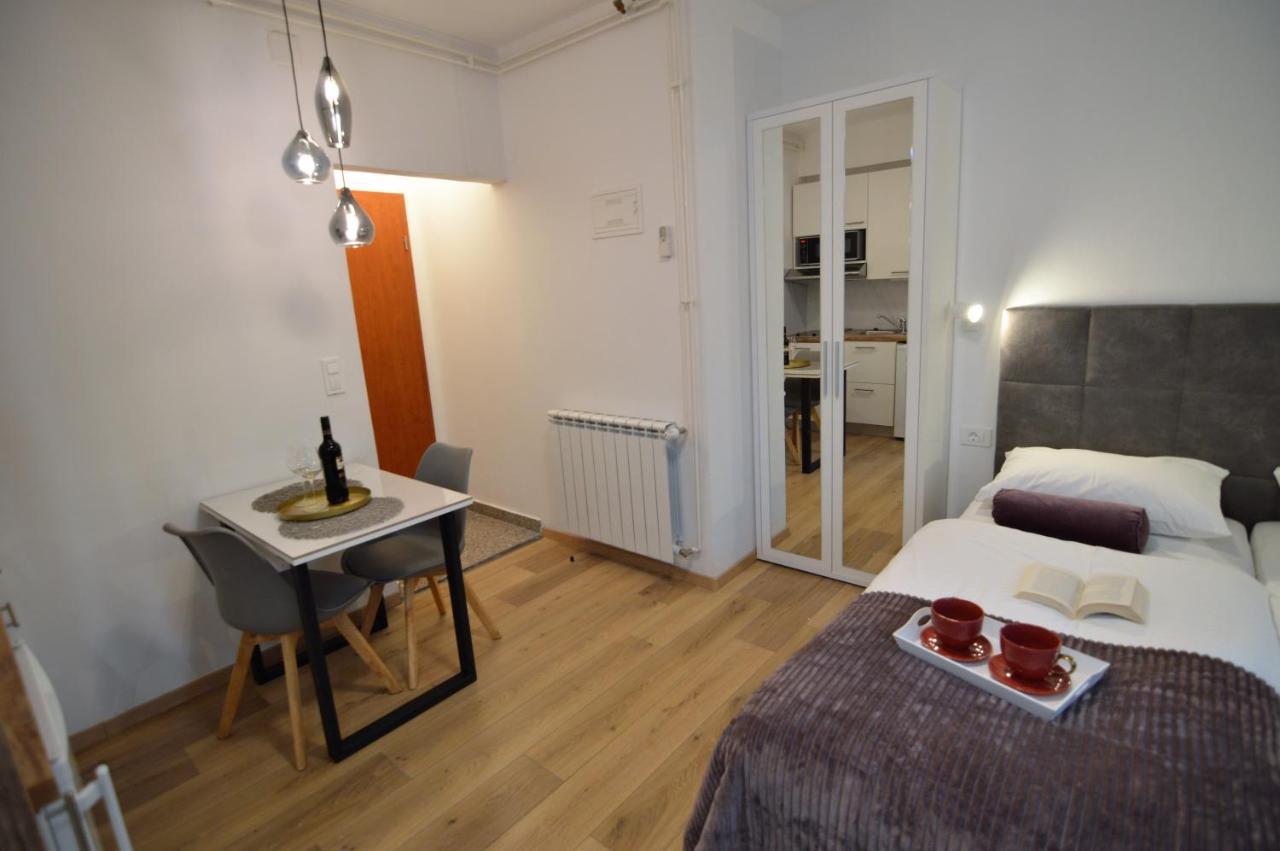 Apartments Amari Starigrad Paklenica Extérieur photo