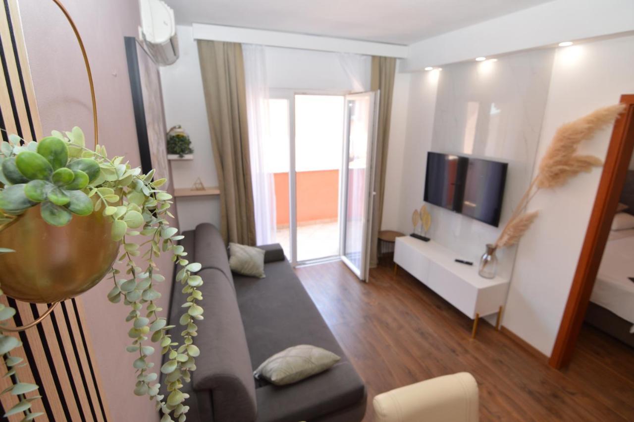 Apartments Amari Starigrad Paklenica Extérieur photo