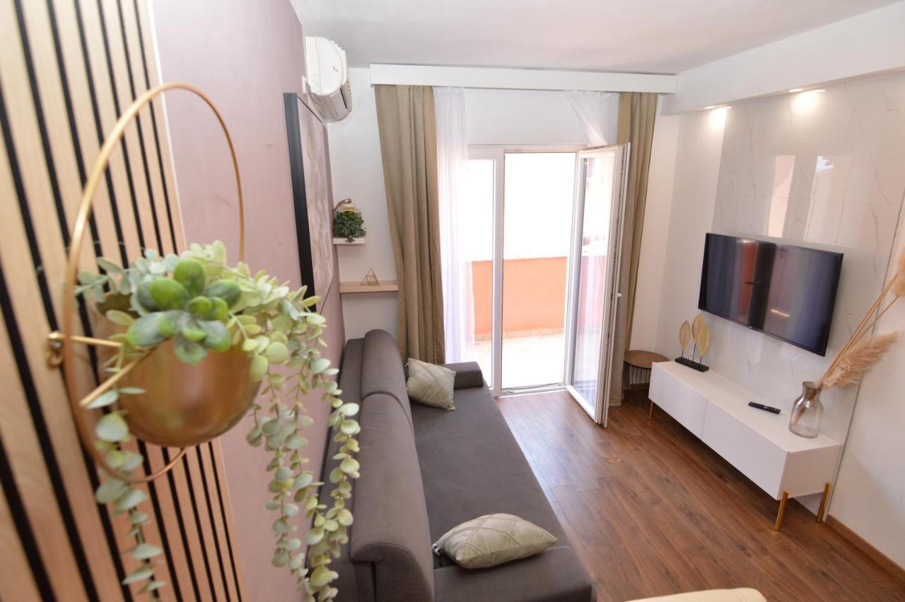 Apartments Amari Starigrad Paklenica Extérieur photo