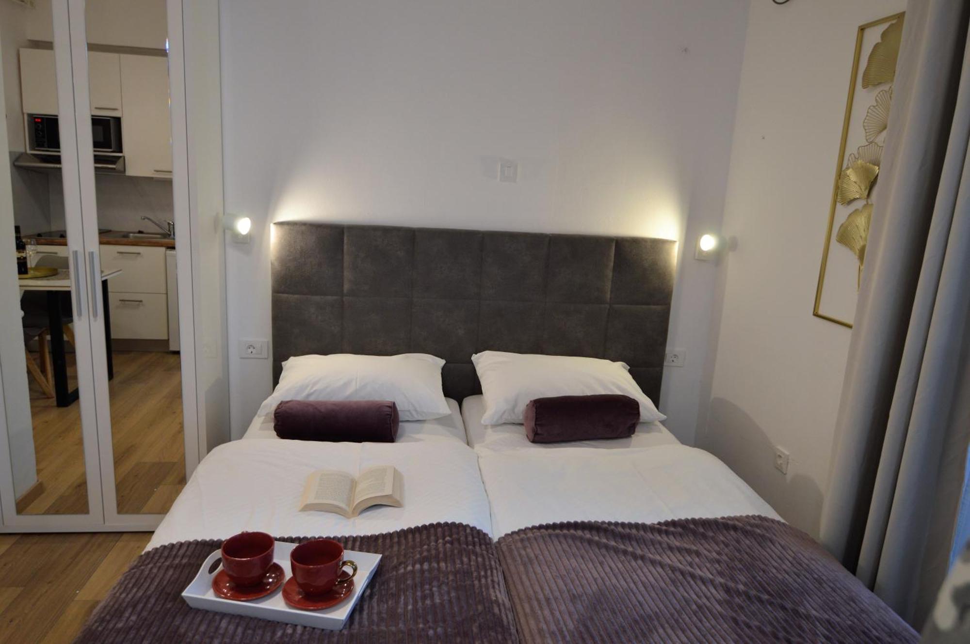 Apartments Amari Starigrad Paklenica Chambre photo