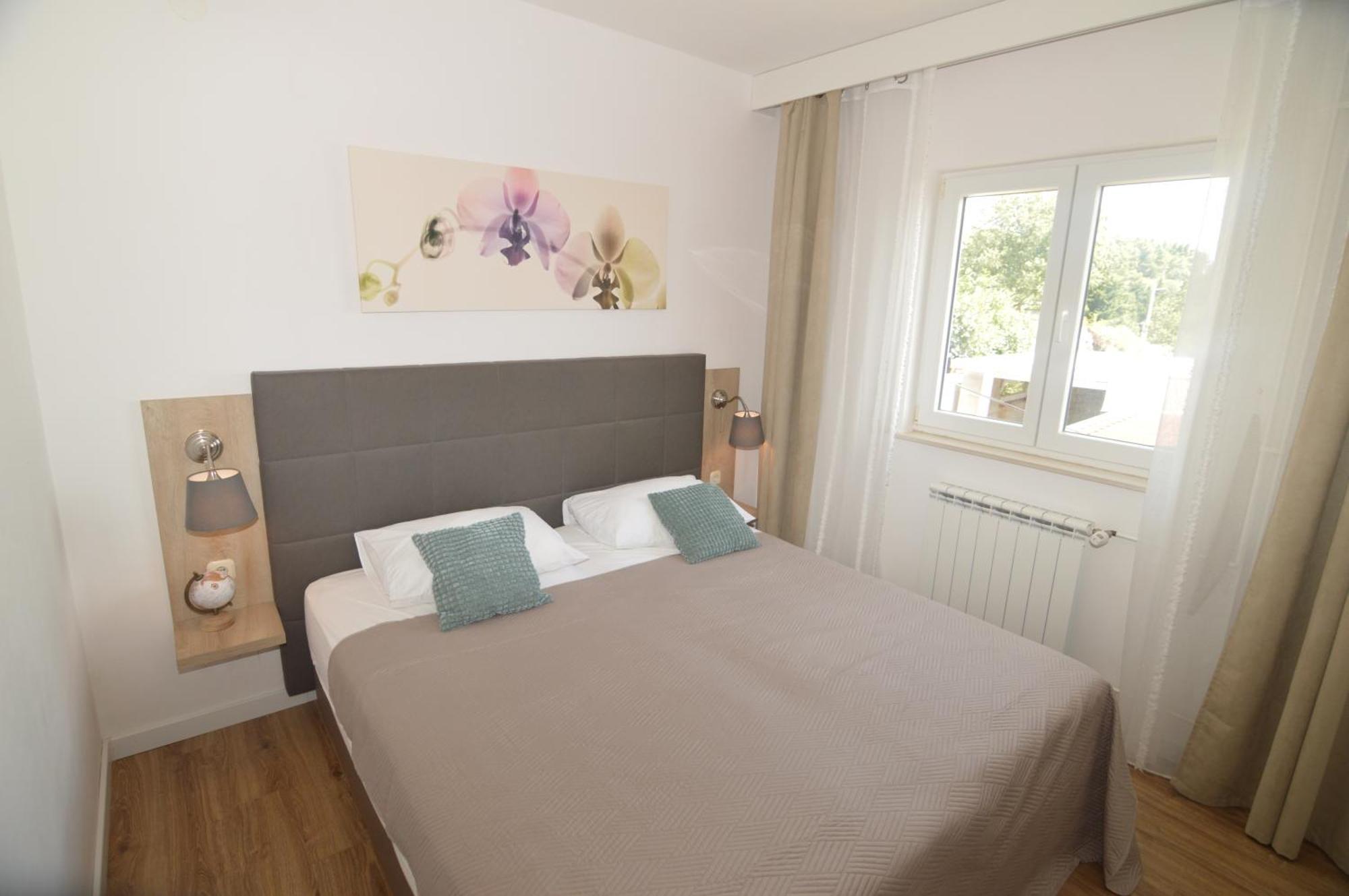 Apartments Amari Starigrad Paklenica Extérieur photo
