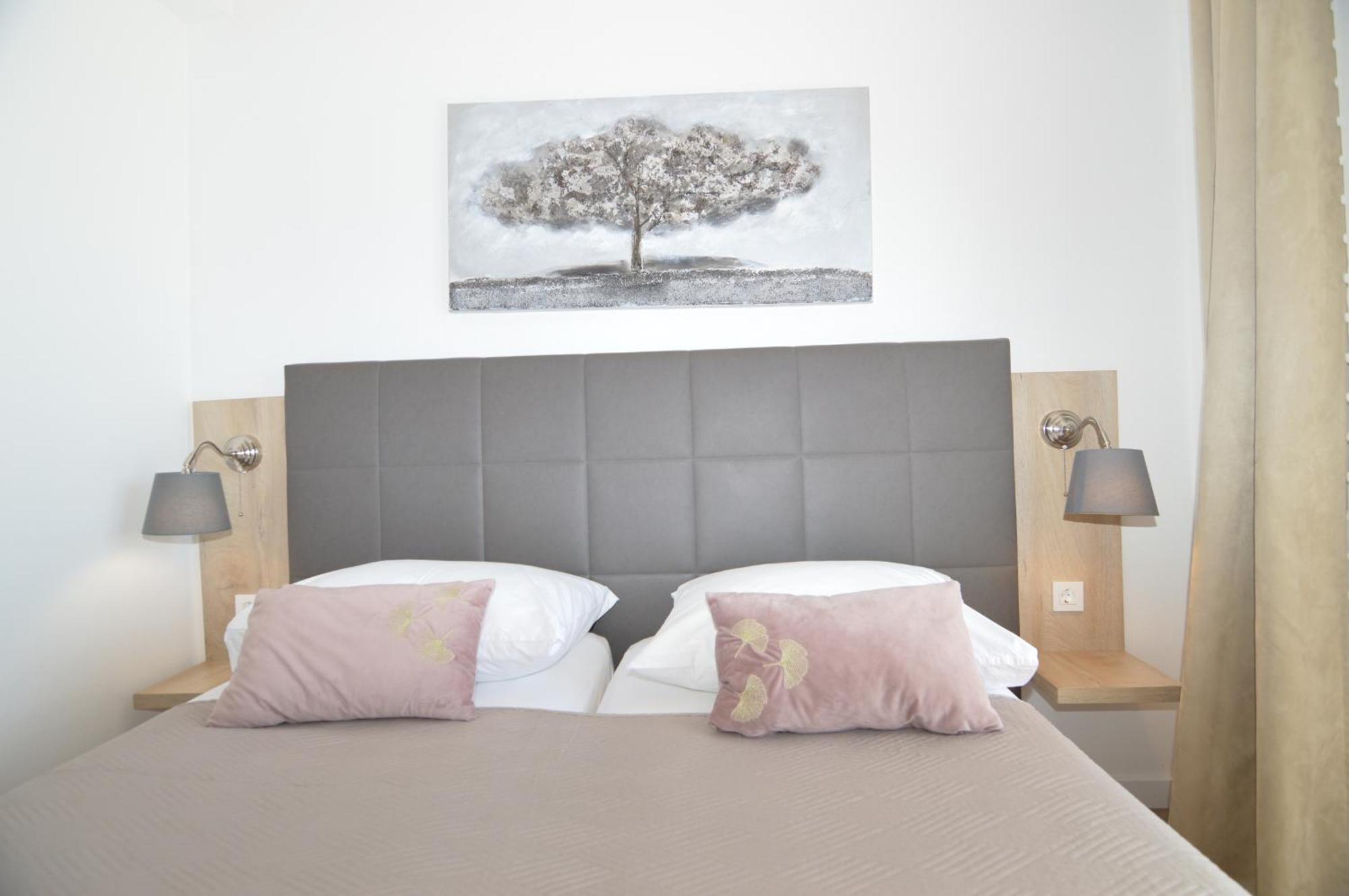 Apartments Amari Starigrad Paklenica Extérieur photo