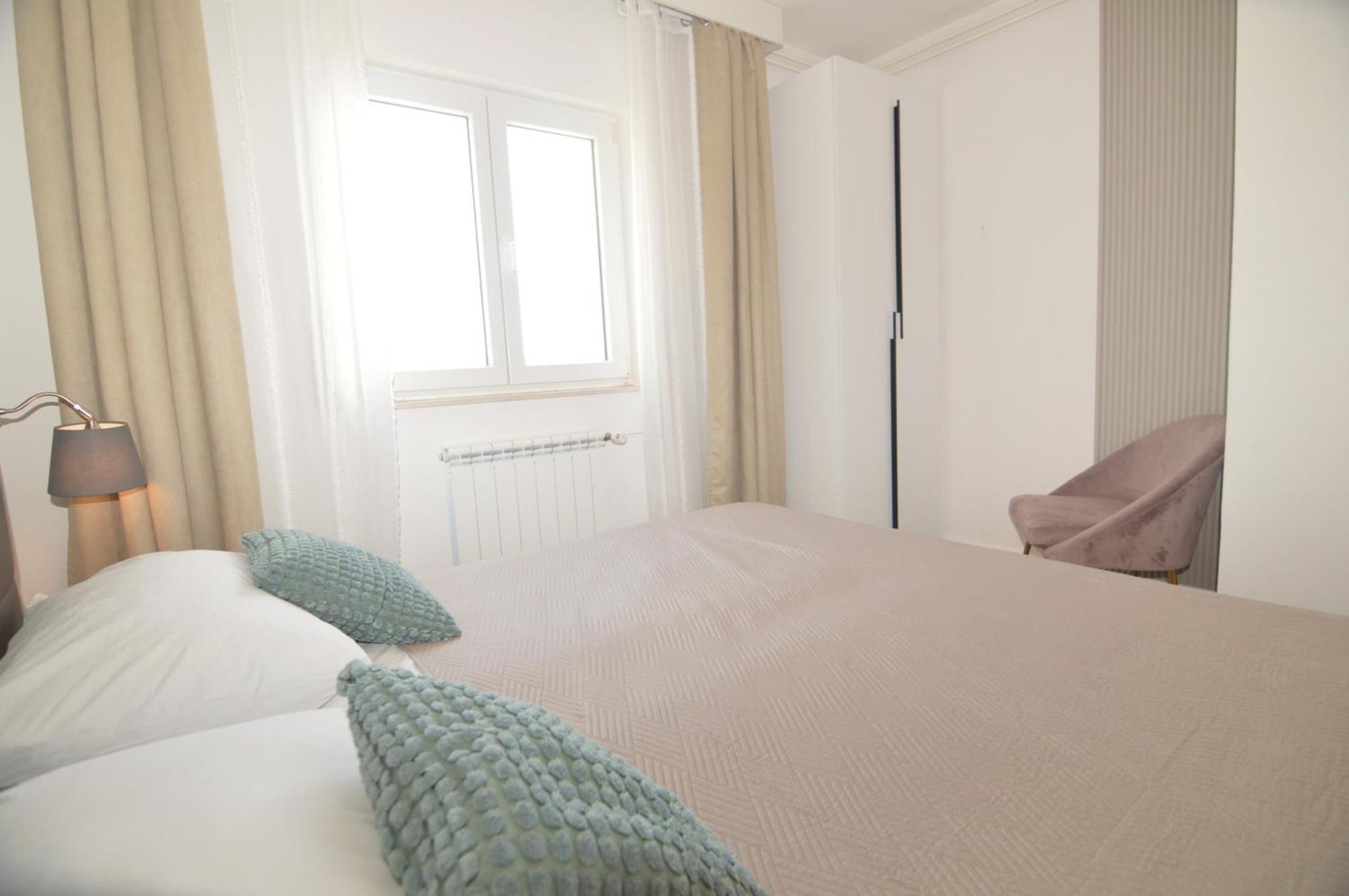 Apartments Amari Starigrad Paklenica Extérieur photo