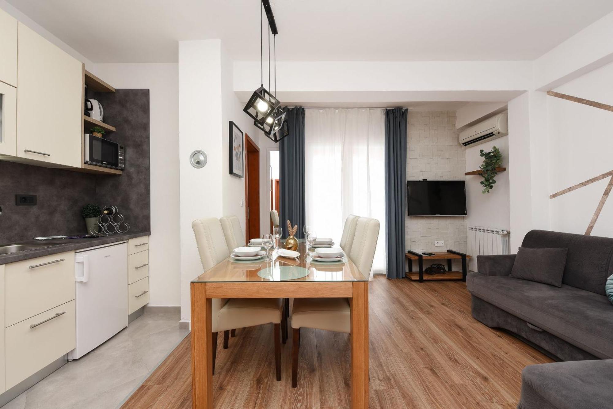 Apartments Amari Starigrad Paklenica Extérieur photo