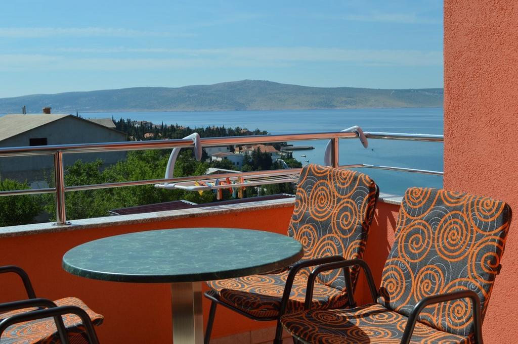 Apartments Amari Starigrad Paklenica Extérieur photo