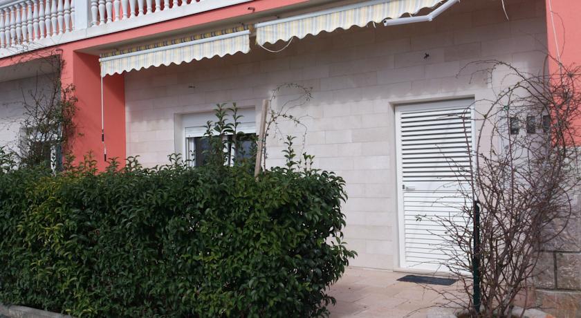 Apartments Amari Starigrad Paklenica Extérieur photo