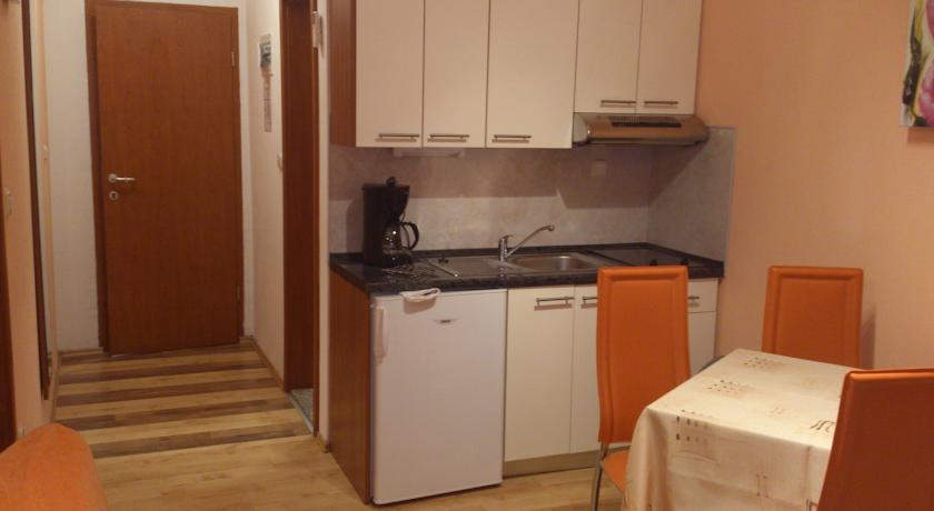Apartments Amari Starigrad Paklenica Extérieur photo