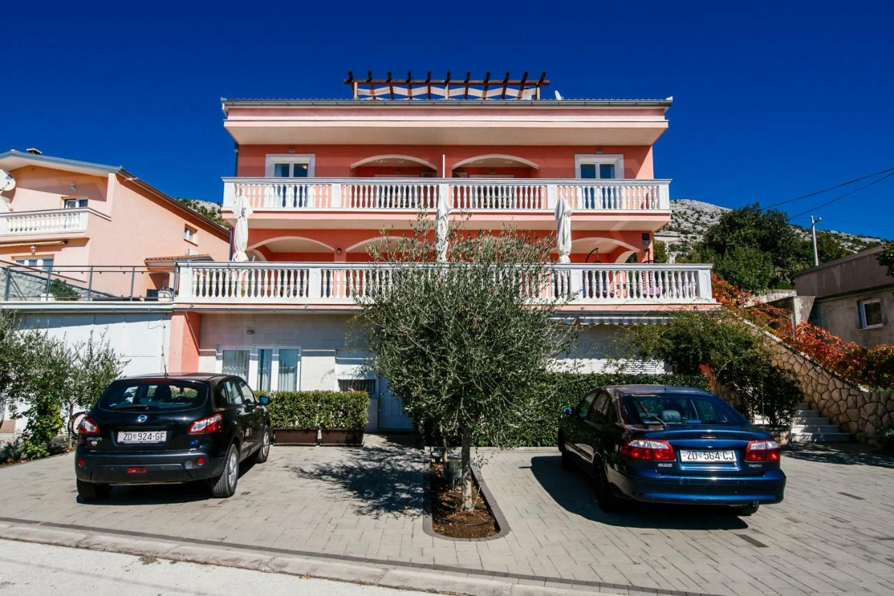 Apartments Amari Starigrad Paklenica Extérieur photo